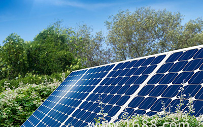 cómo proteger la energía solar del ataque natural